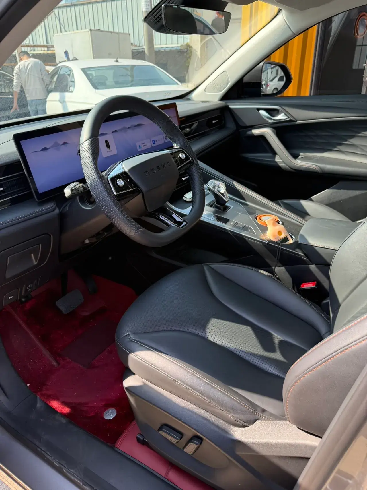 2022 ROEWE RX5 thumbnail 2