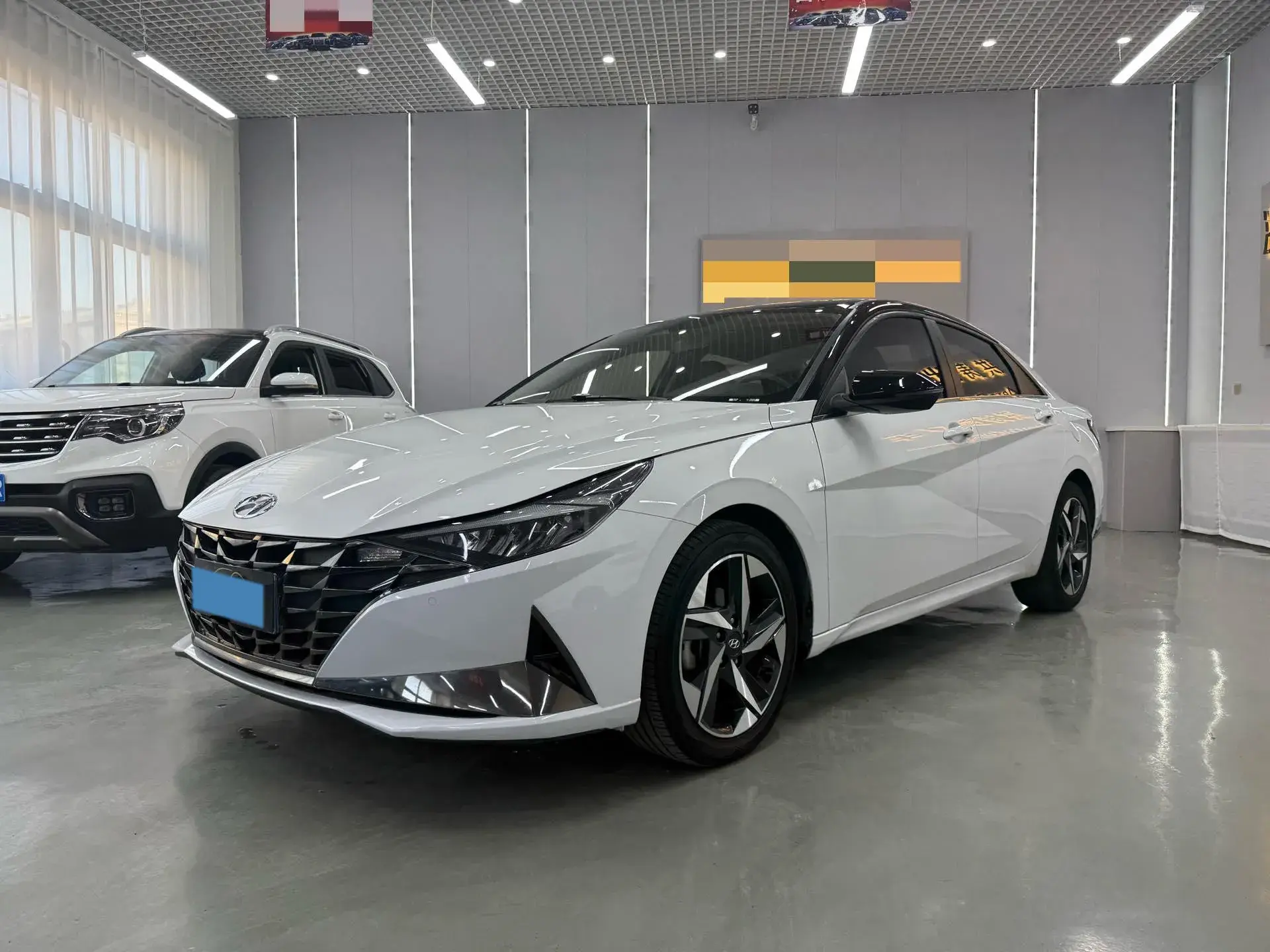 2021 HYUNDAI ELANTRA view 1