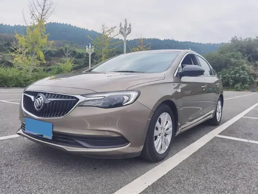 2021 BUICK EXCELLE view 1