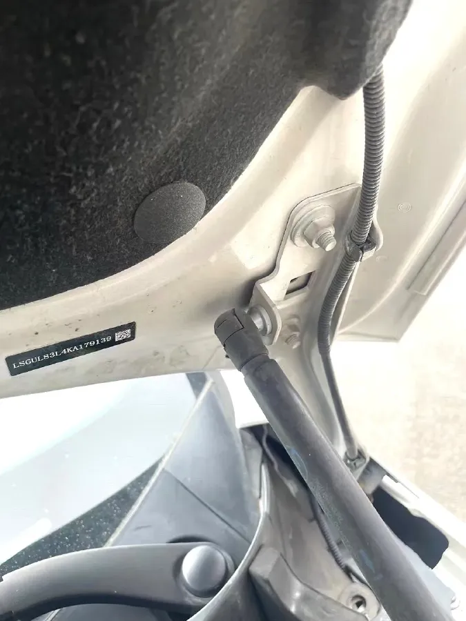 2018 Buick GL8 2.0T 260HP L4 6AT,autocango,china used car exporter,china ev exporter,chinese used car exporter,chinese used ev exporter