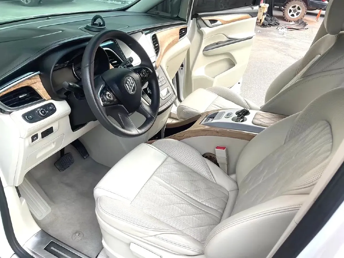 2018 Buick GL8 2.0T 260HP L4 6AT,autocango,china used car exporter,china ev exporter,chinese used car exporter,chinese used ev exporter