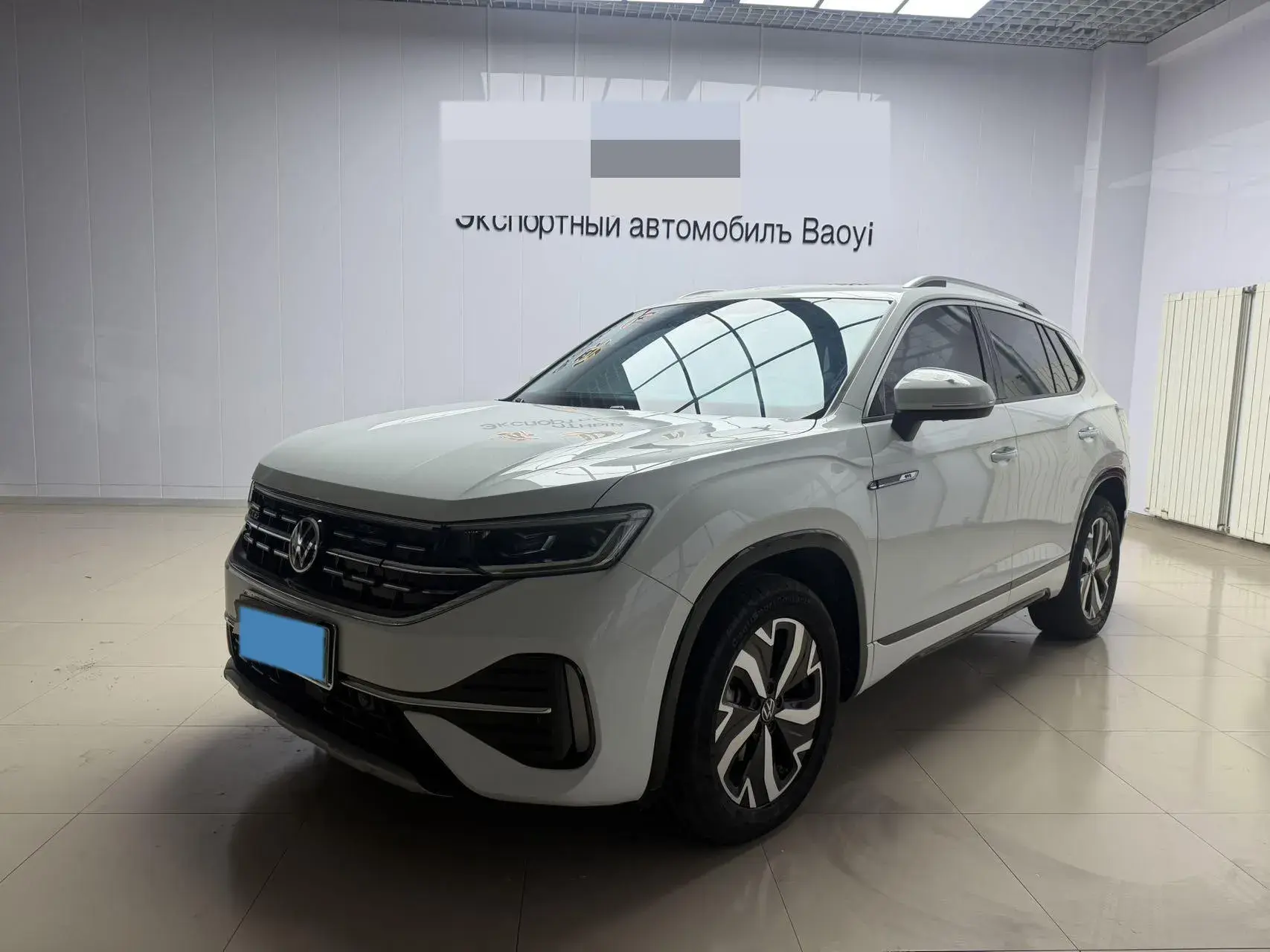 2022 VOLKSWAGEN TAYRON view 1