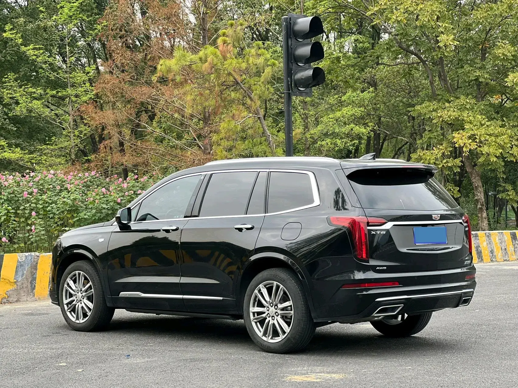 2022 CADILLAC XT6 thumbnail 4