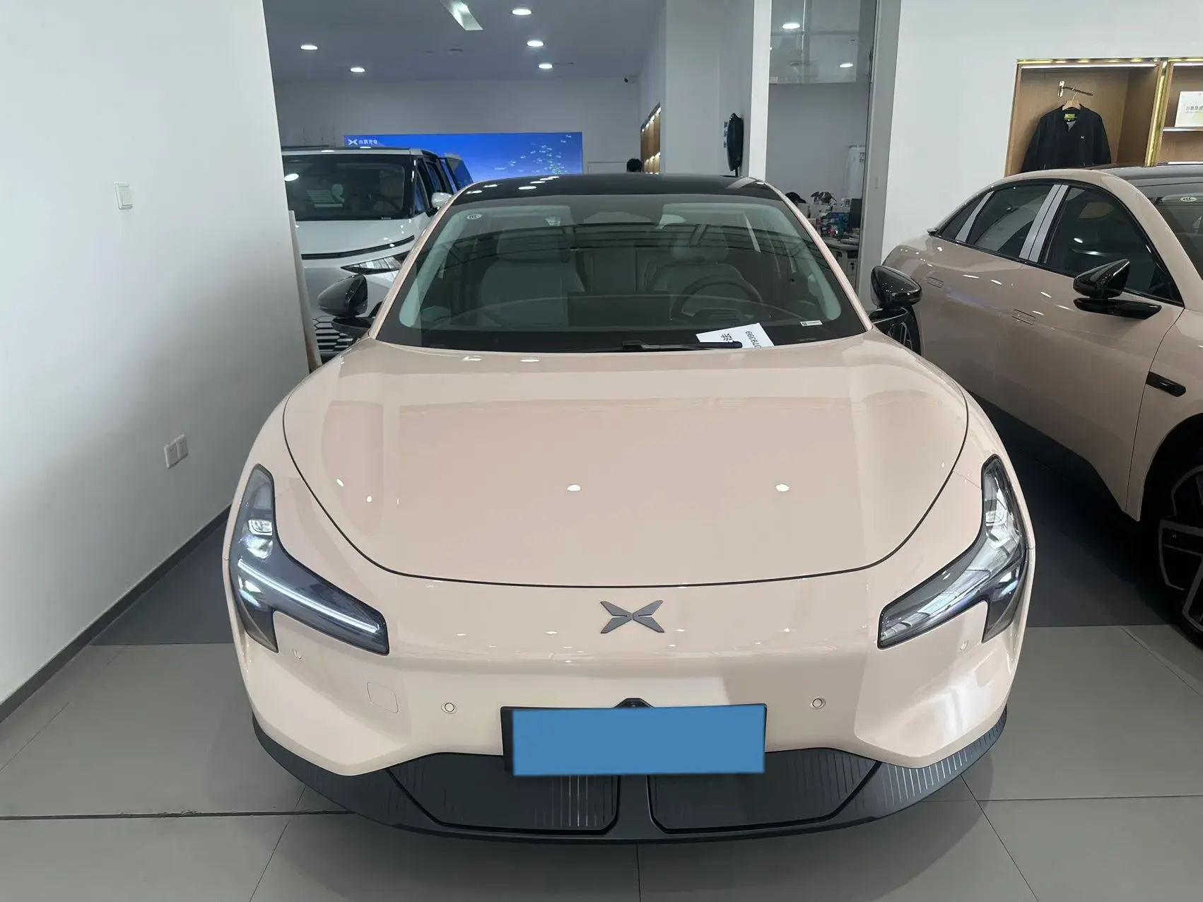 2025 XPENG MONA thumbnail 2