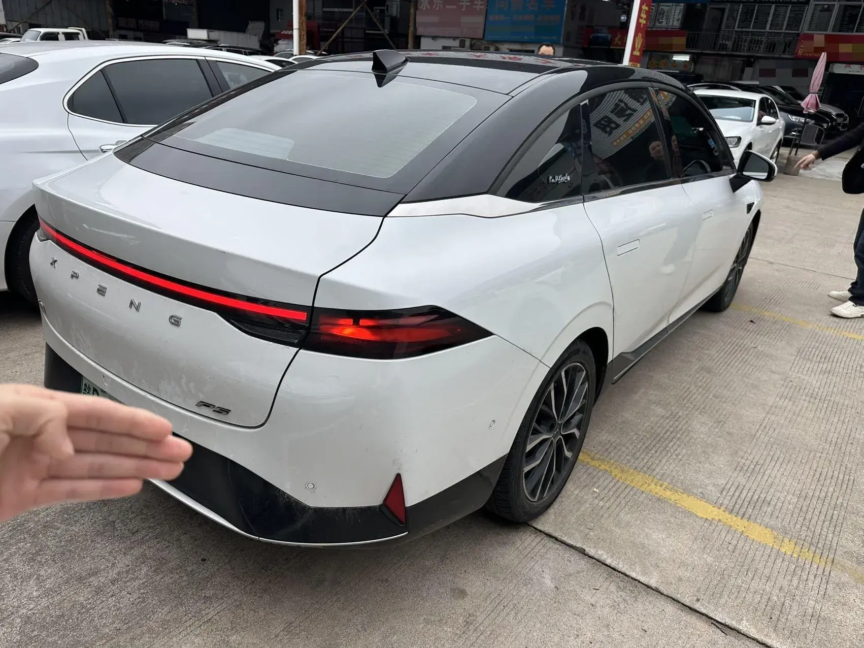 2022 XPENG P5 thumbnail 2