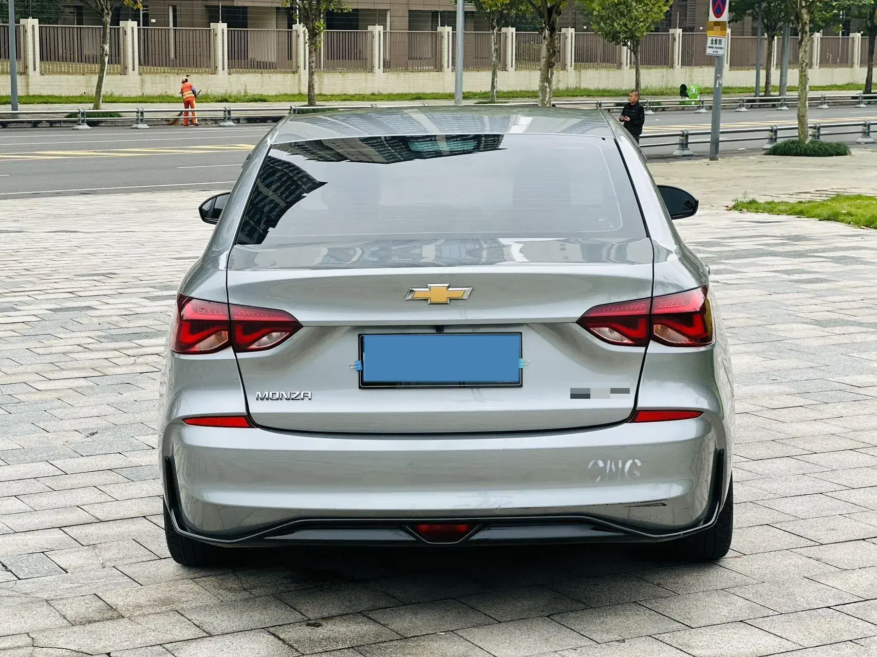 2023 CHEVROLET MONZA thumbnail 4