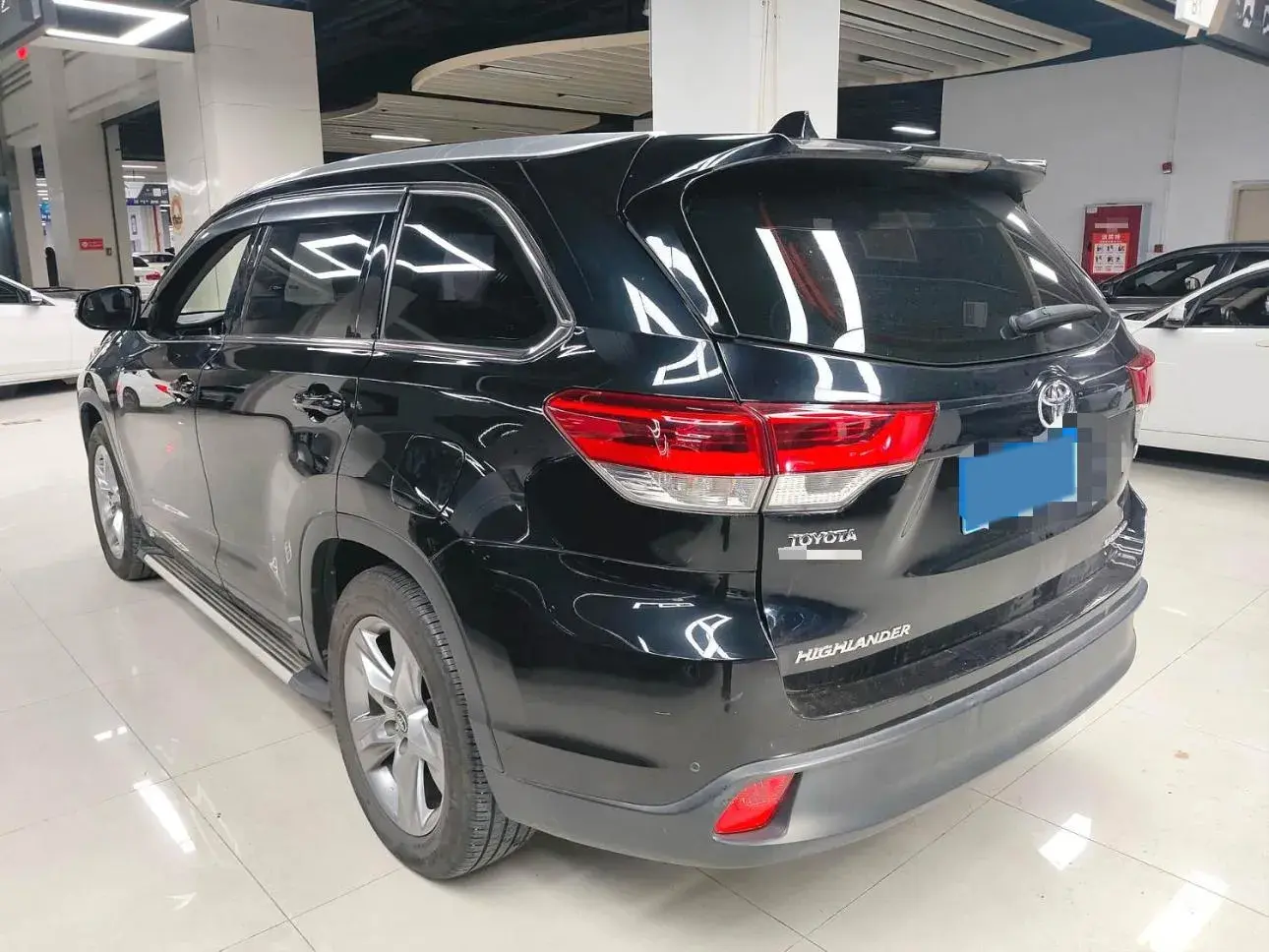 2018 TOYOTA HIGHLANDER thumbnail 3