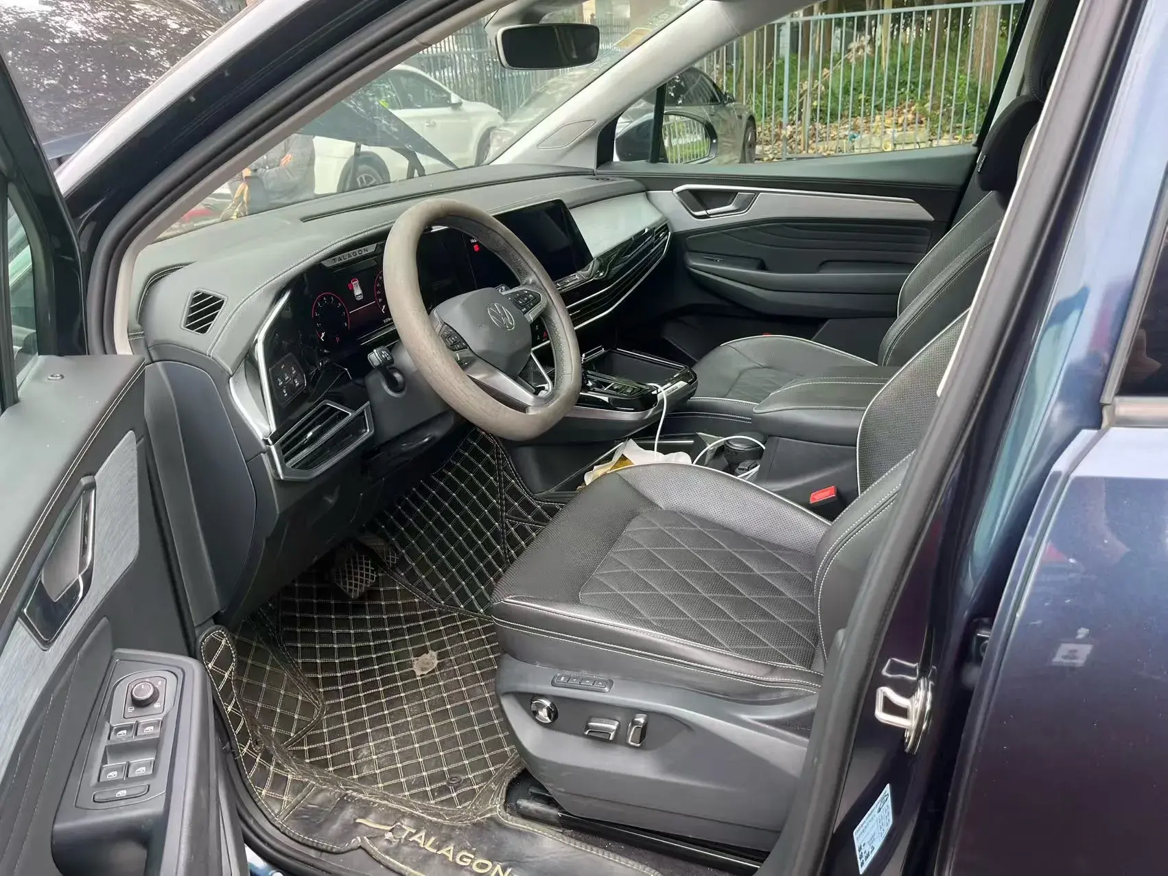 2021 VOLKSWAGEN TALAGON thumbnail 4