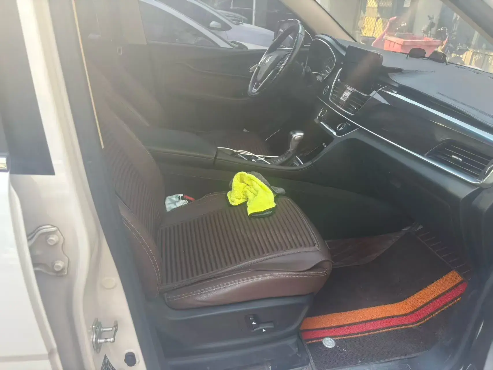 2017 BAOJUN 560 thumbnail 4