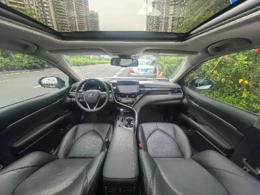 2021 TOYOTA CAMRY thumbnail 4