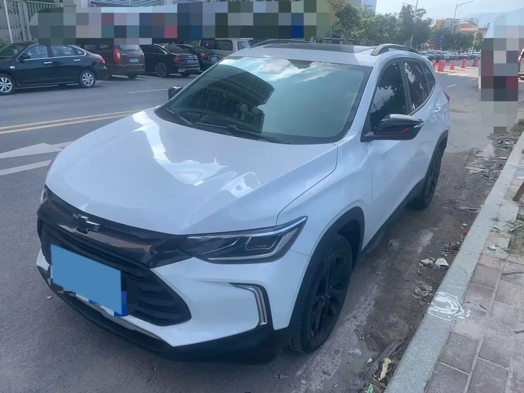 2019 CHEVROLET TRAX view 1