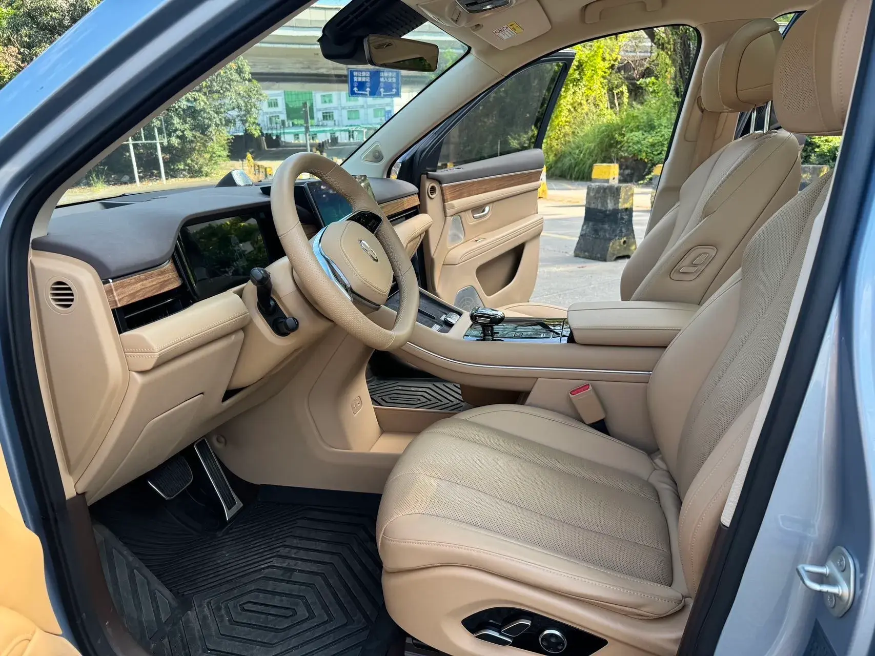 2024 AITO AITO thumbnail 2