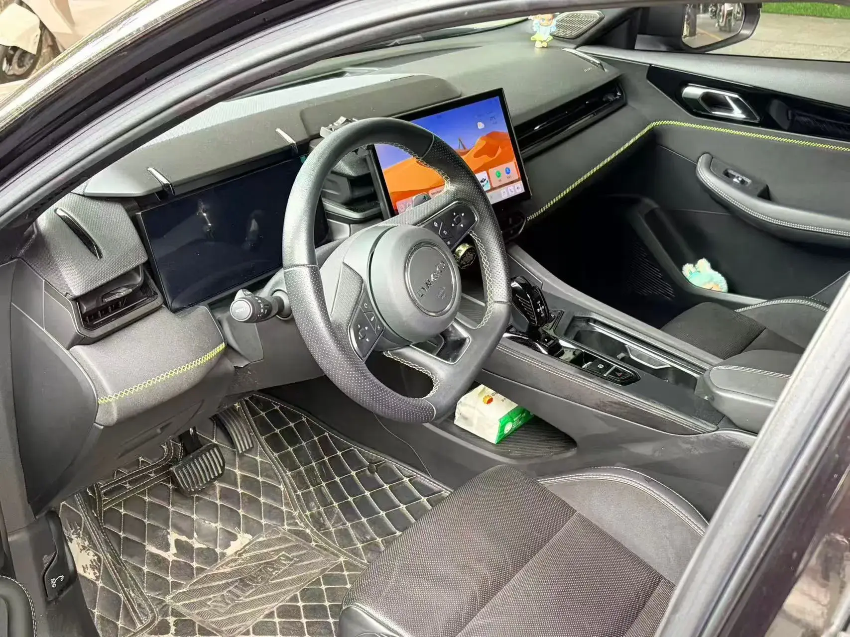 2023 LYNK&CO 03 thumbnail 4