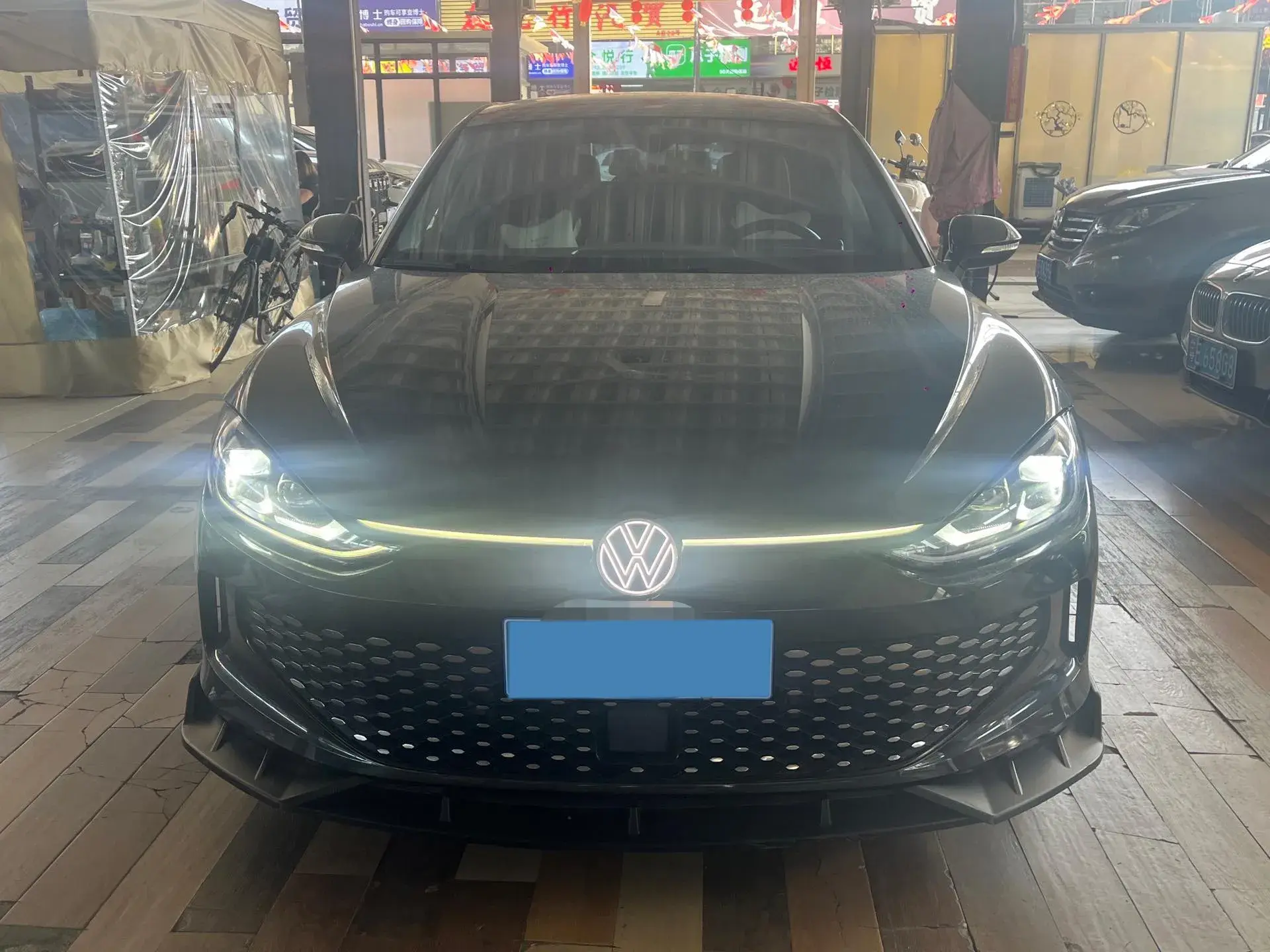 2022 VOLKSWAGEN LAMANDO thumbnail 2