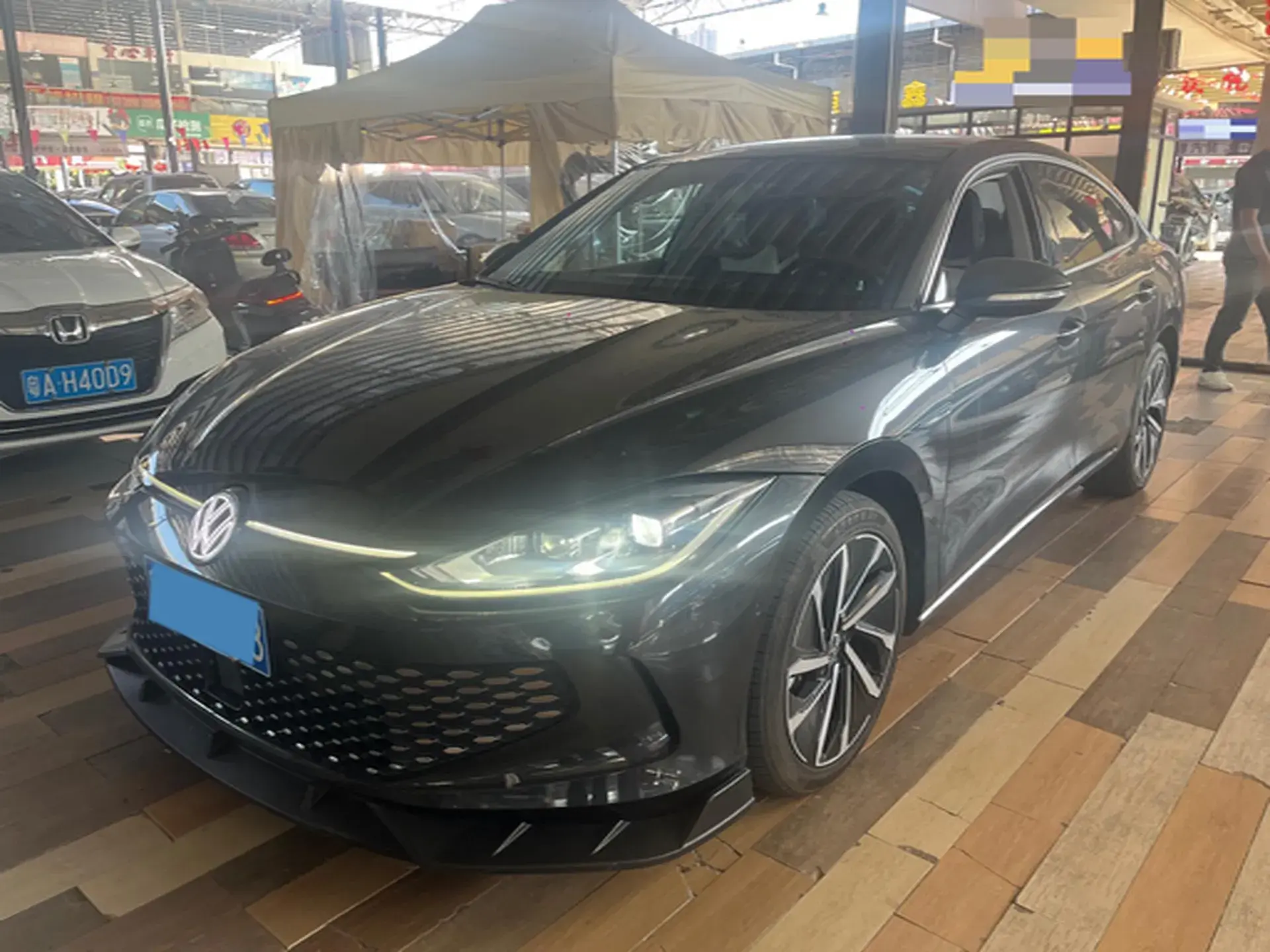 2022 VOLKSWAGEN LAMANDO thumbnail 3