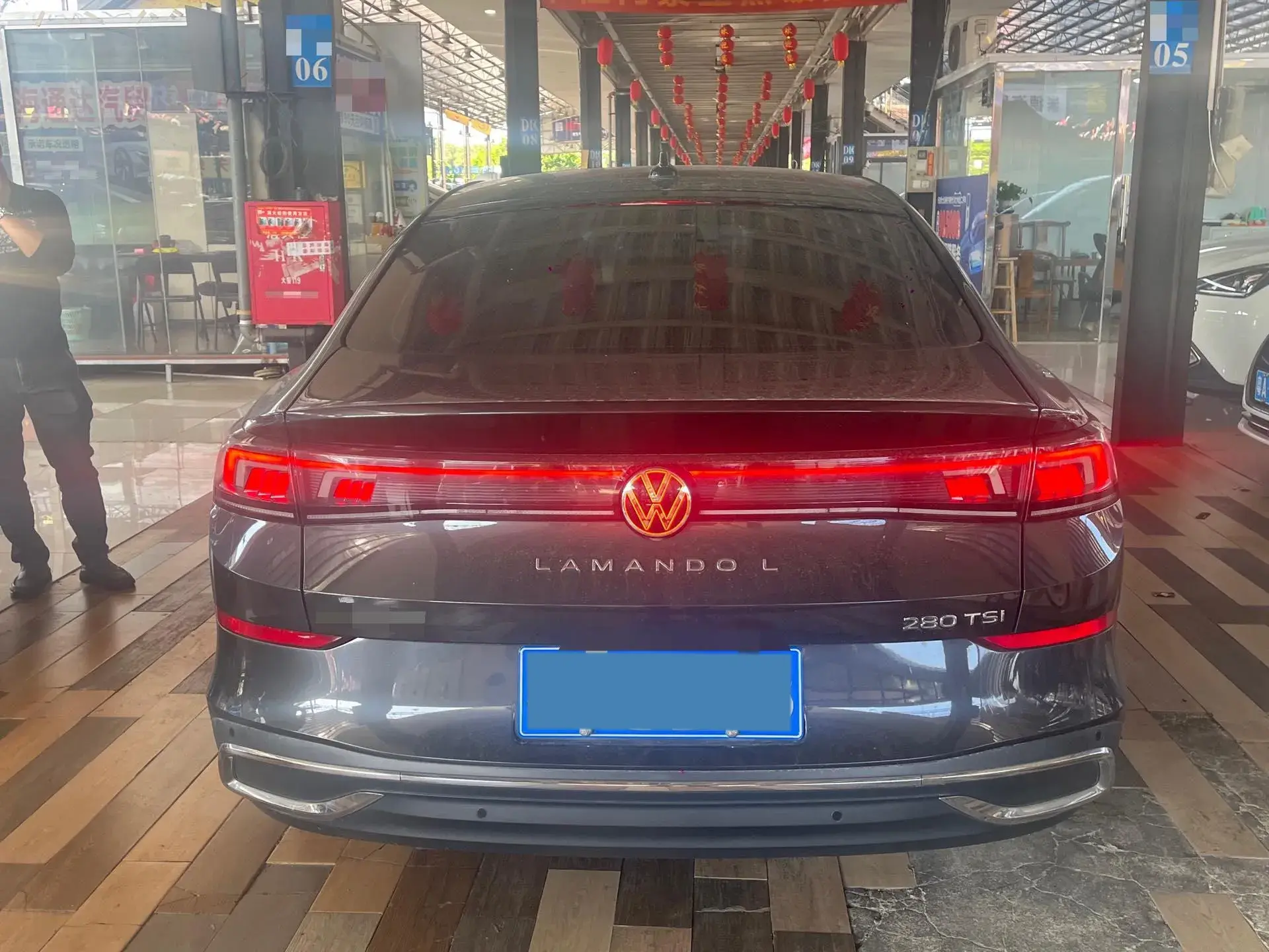 2022 VOLKSWAGEN LAMANDO thumbnail 4