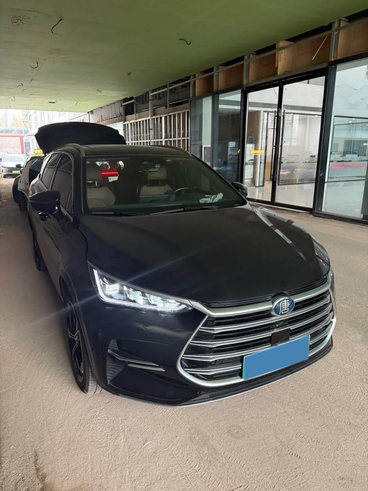 2021 BYD TANG thumbnail 2