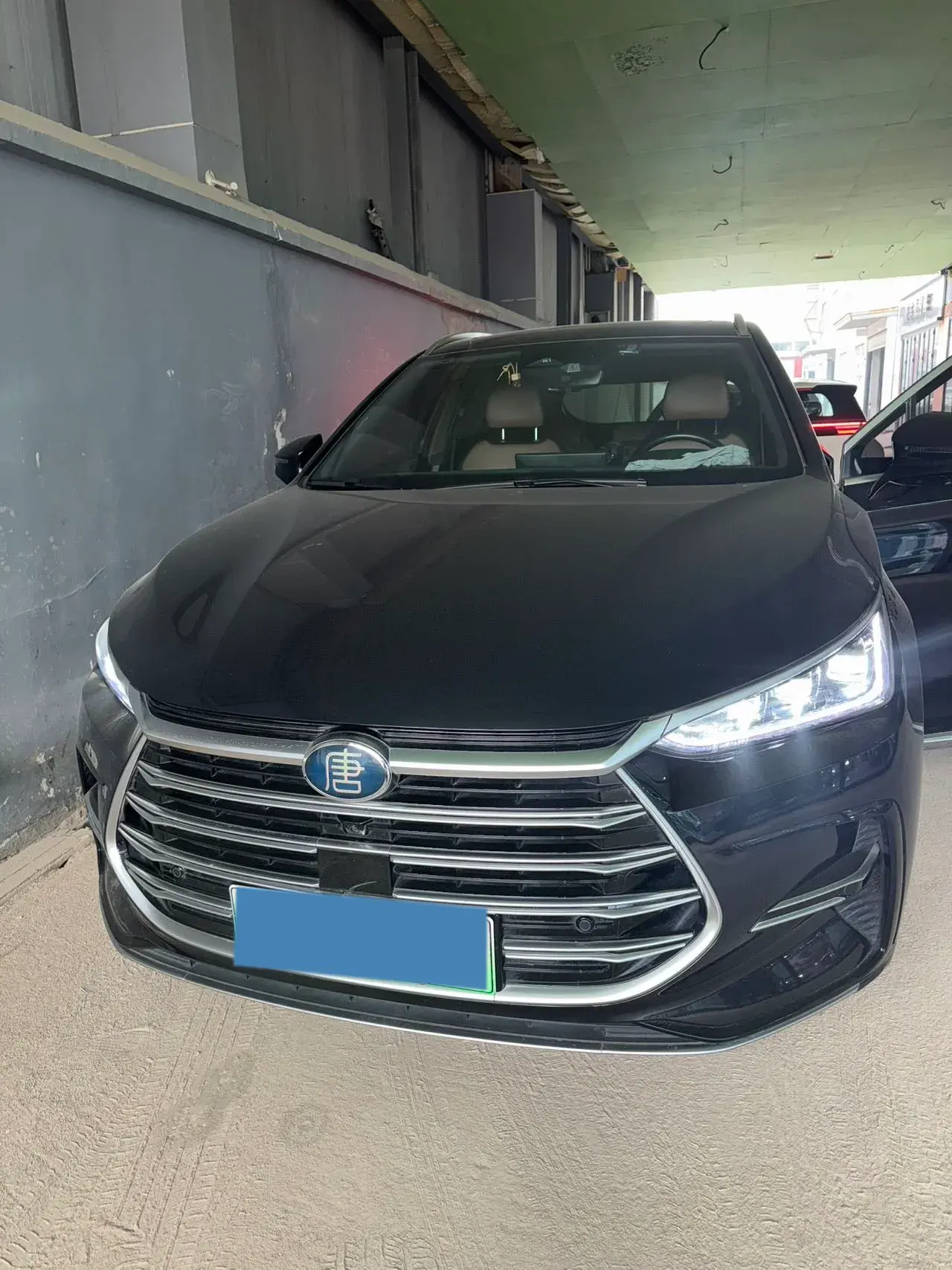 2021 BYD TANG thumbnail 3