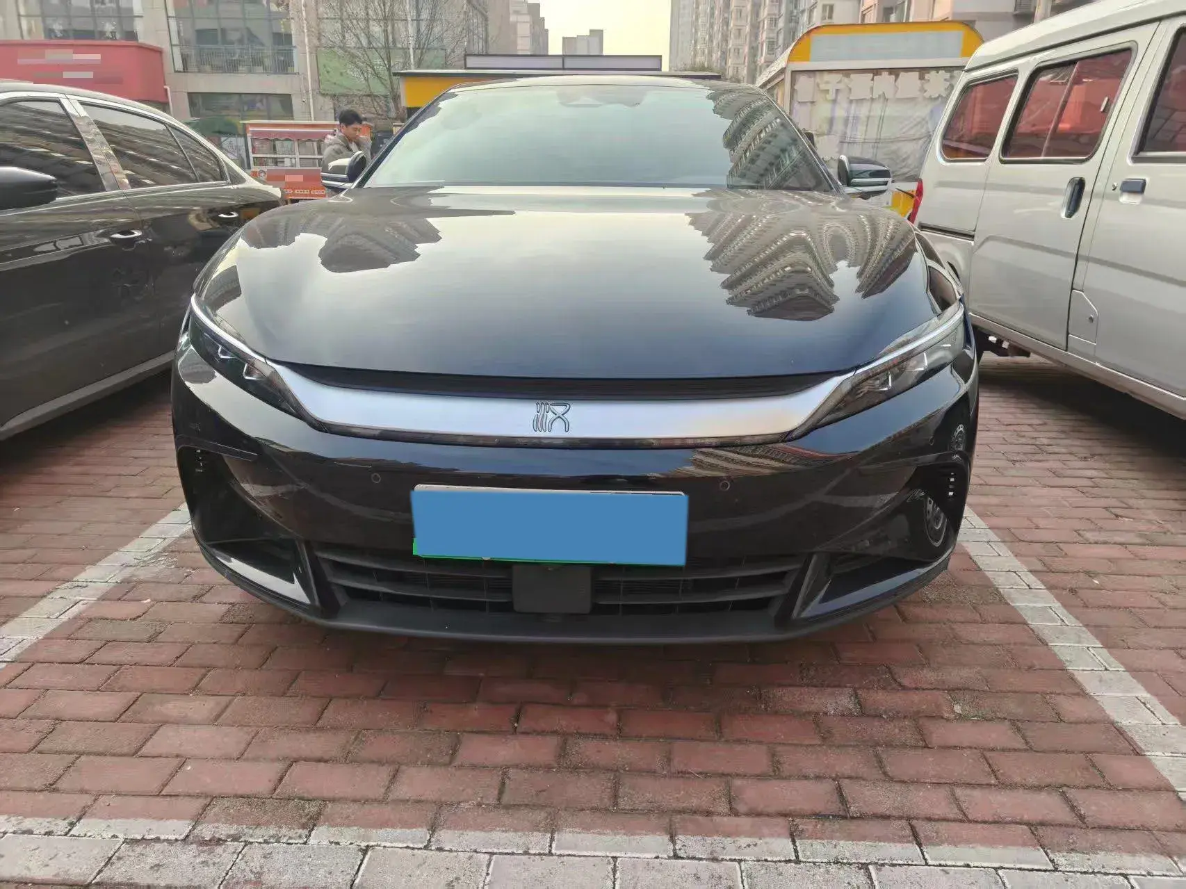 2025 BYD HAN thumbnail 2