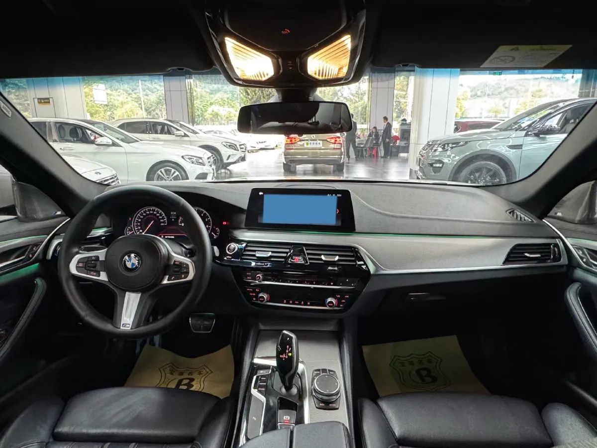 2019 Land Rover Discovery Sport 2.0T 241HP L4 9AT,autocango,china used car exporter,china ev exporter,chinese used car exporter,chinese used ev exporter