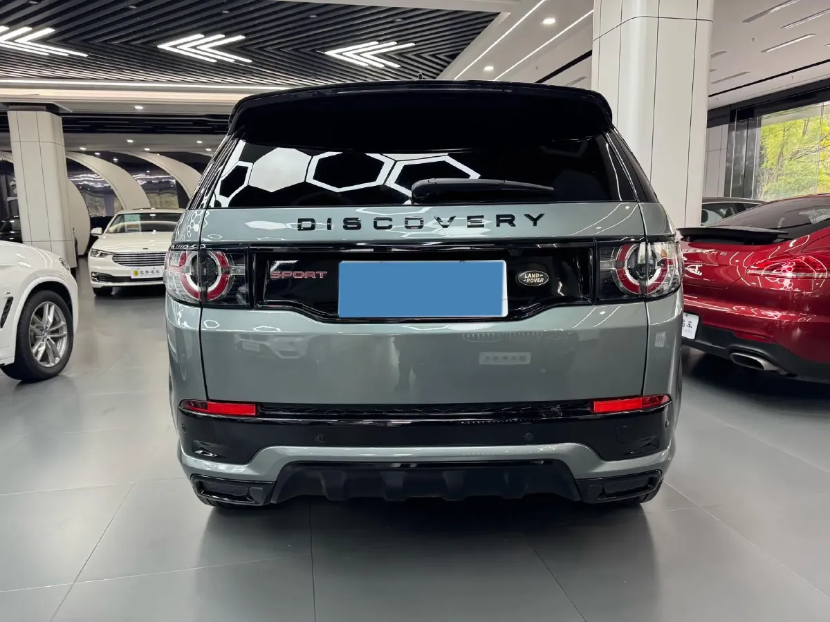 2019 Land Rover Discovery Sport 2.0T 241HP L4 9AT,autocango,china used car exporter,china ev exporter,chinese used car exporter,chinese used ev exporter