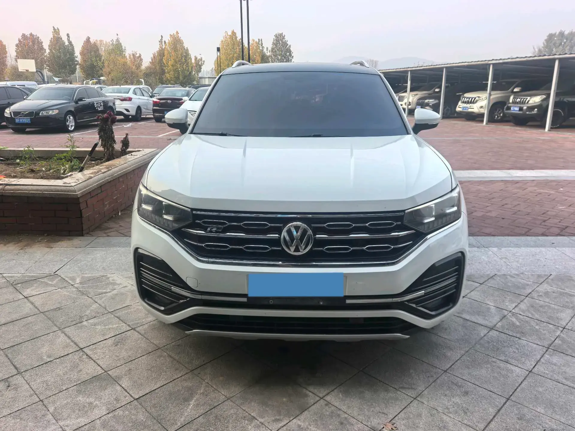 2019 VOLKSWAGEN TAYRON thumbnail 2