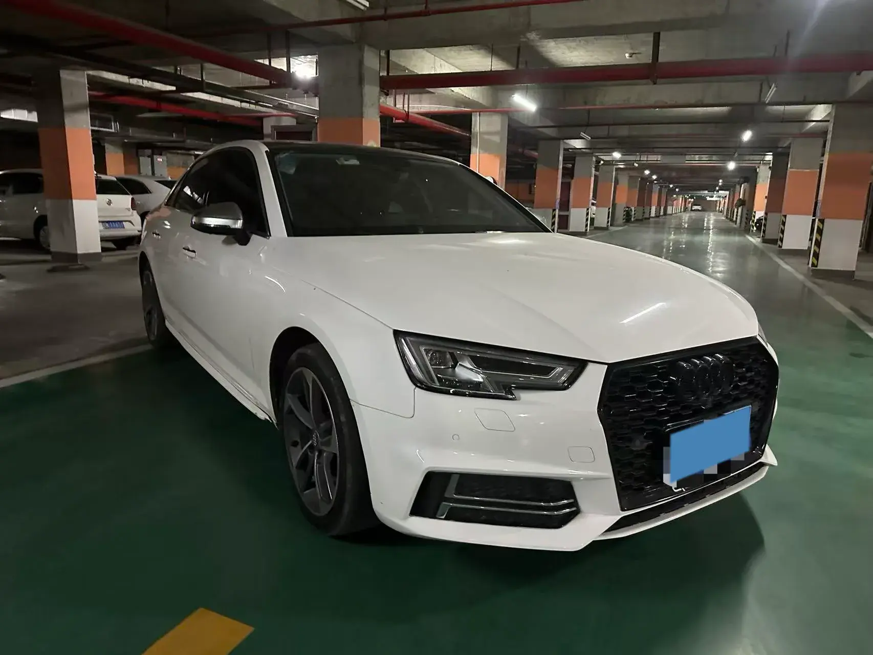 2019 AUDI A4L thumbnail 2