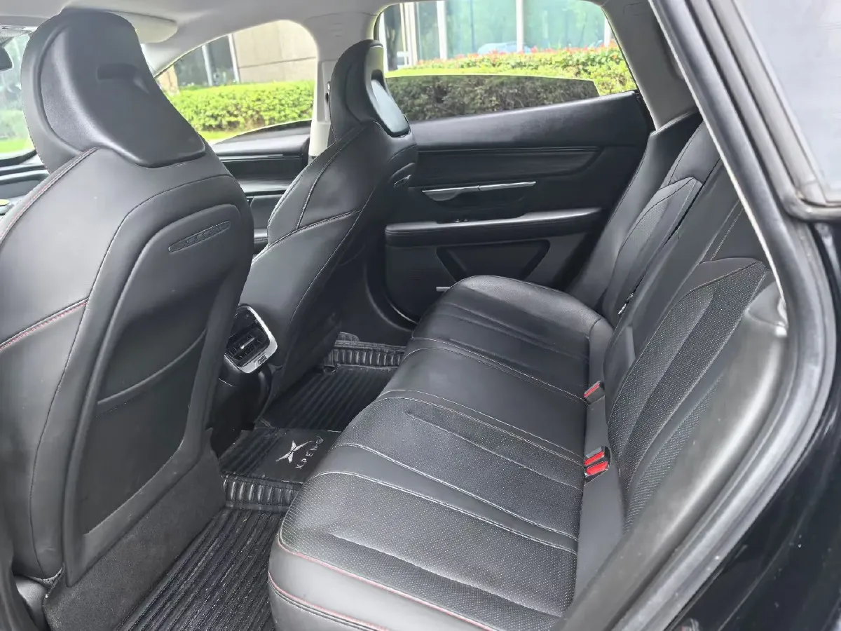 2022 Xpeng P7 BEV 60.2KWH,autocango,china used car exporter,china ev exporter,chinese used car exporter,chinese used ev exporter