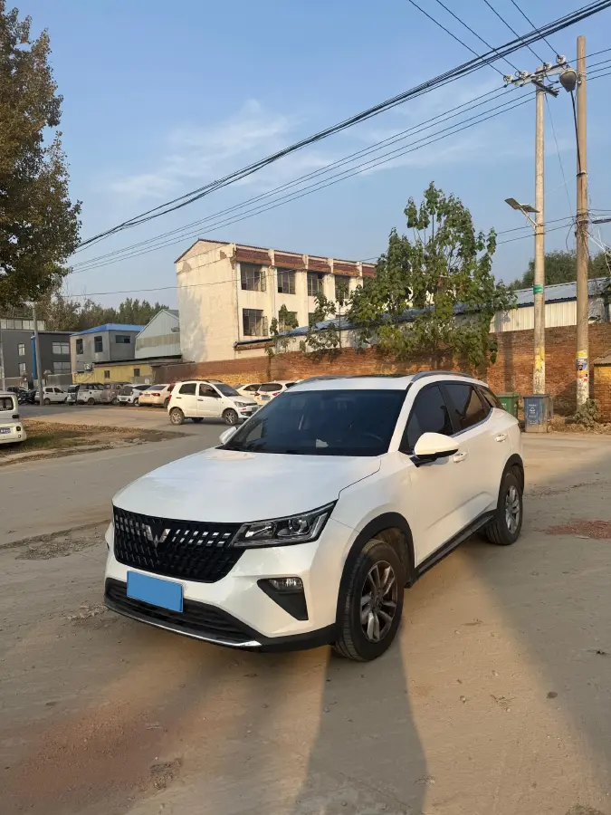 2022 WuLing XingChi 1.5L 99HP L4 6MT