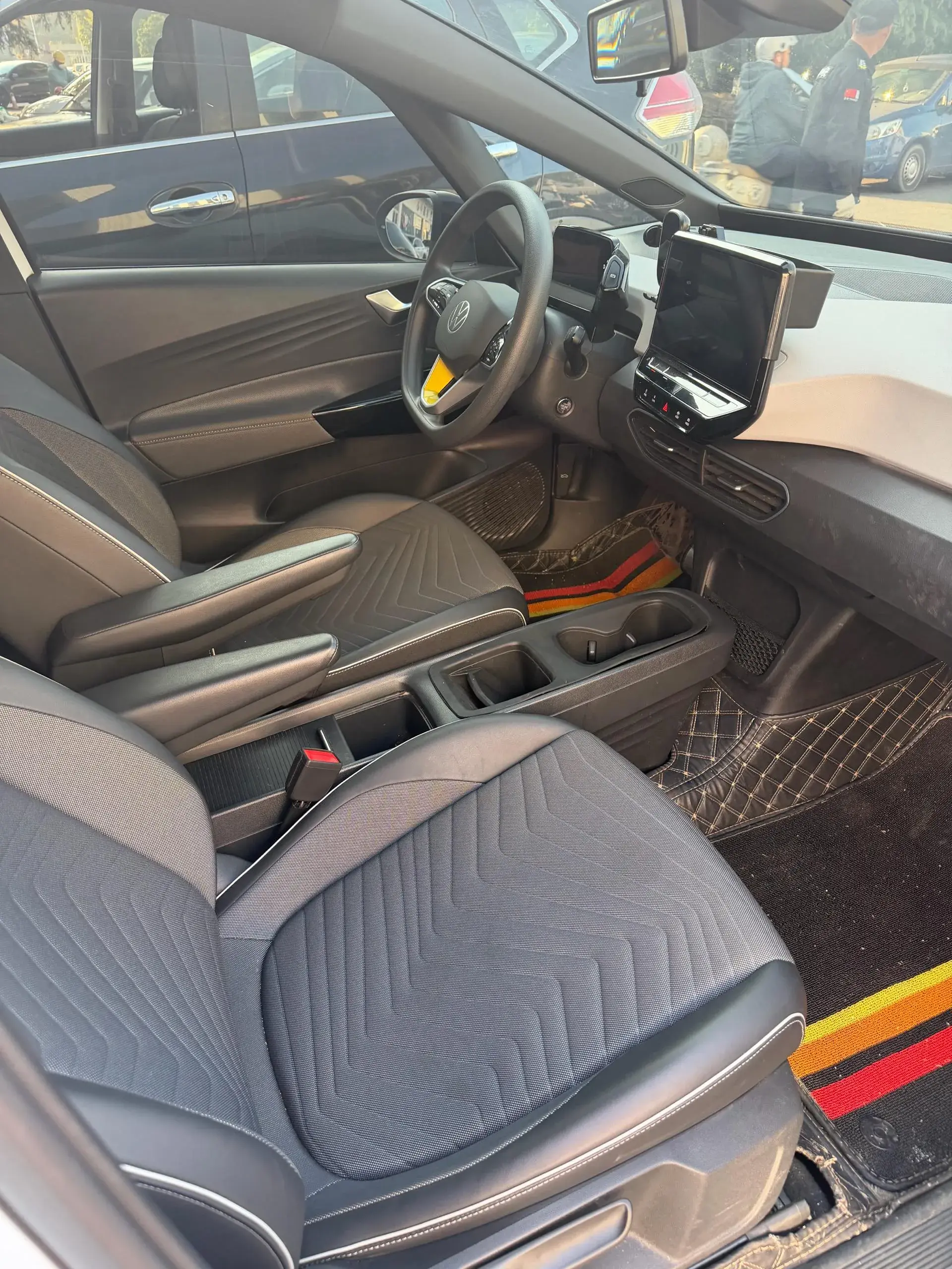 2023 VOLKSWAGEN ID.3 thumbnail 3