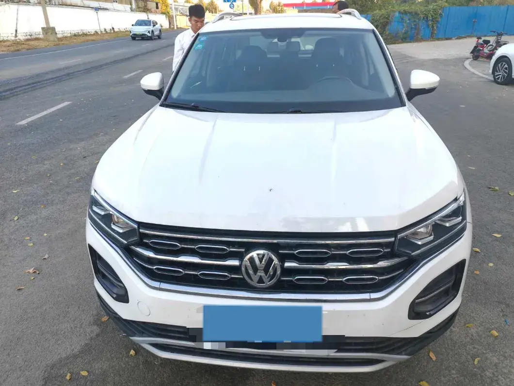 2019 VOLKSWAGEN TAYRON thumbnail 2