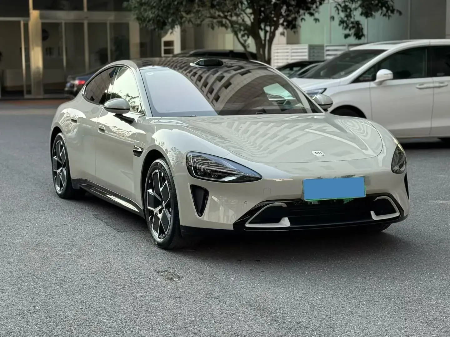 2024 MI SU7 thumbnail 3