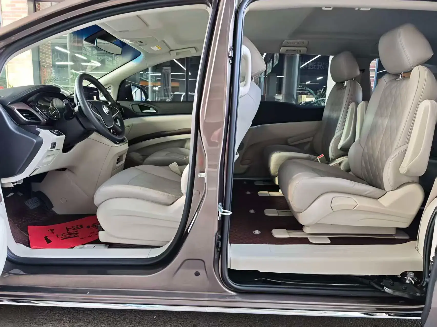 2023 BUICK GL8 thumbnail 4