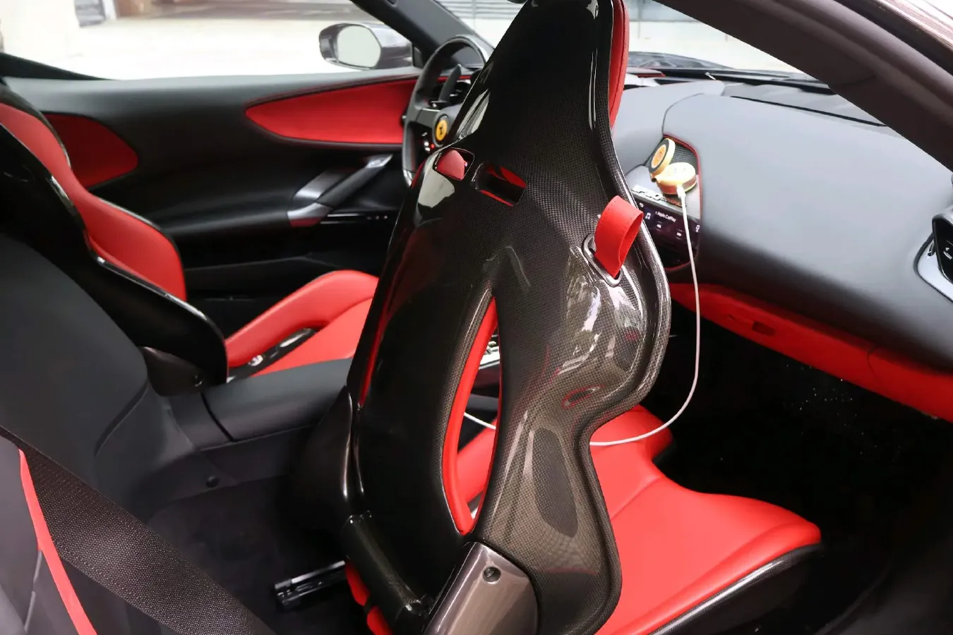 2020 Ferrari SF90 3.9T 781HP V8 8DCT PHEV 7.9KWH,autocango,china used car exporter,china ev exporter,chinese used car exporter,chinese used ev exporter