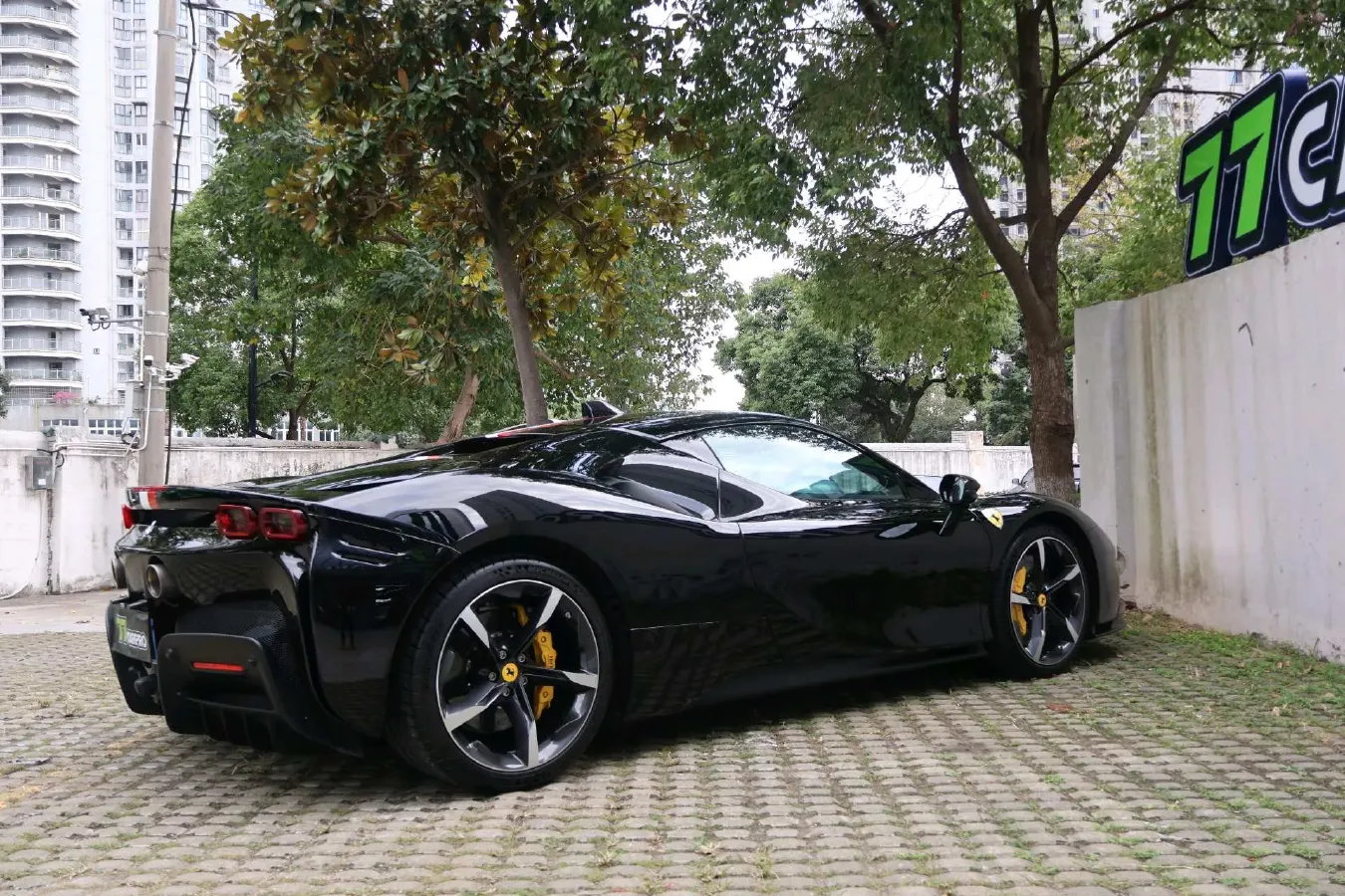 2020 Ferrari SF90 3.9T 781HP V8 8DCT PHEV 7.9KWH,autocango,china used car exporter,china ev exporter,chinese used car exporter,chinese used ev exporter