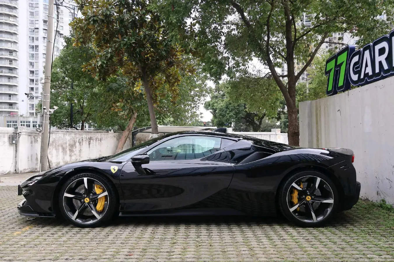 2020 Ferrari SF90 3.9T 781HP V8 8DCT PHEV 7.9KWH,autocango,china used car exporter,china ev exporter,chinese used car exporter,chinese used ev exporter