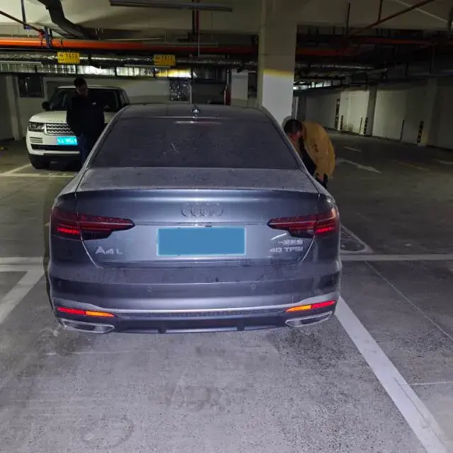 2022 AUDI A4L thumbnail 3