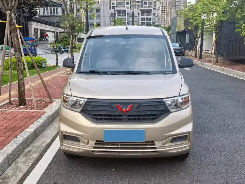 2022 WULING HONGGUANG thumbnail 2