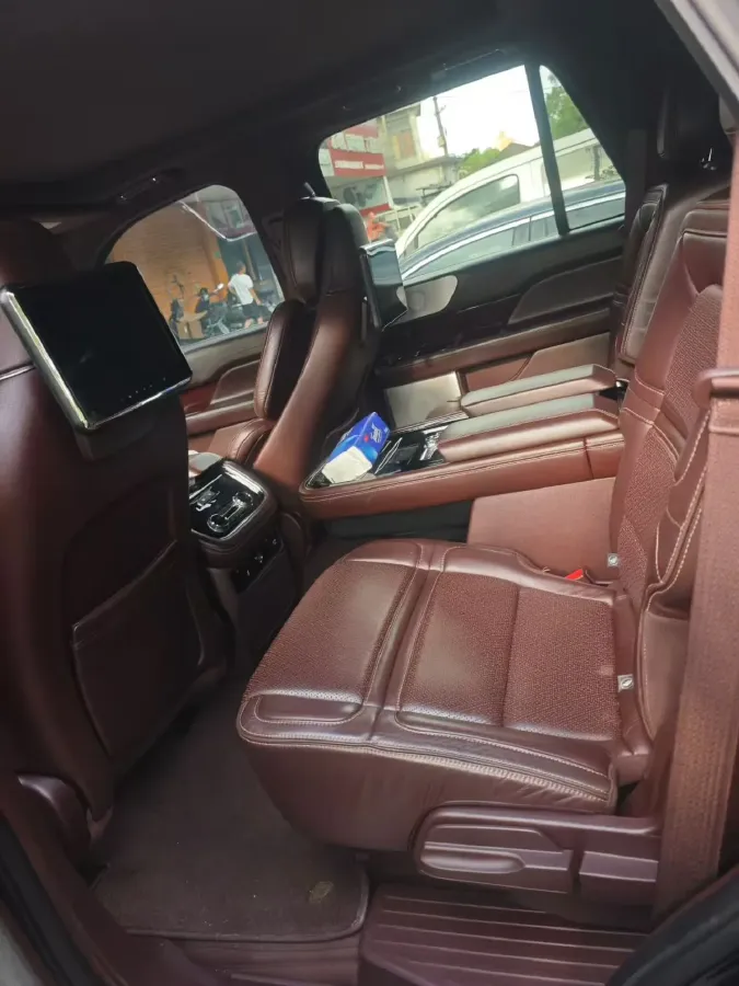 2019 Lincoln Navigator 3.5T 388HP V6 10AT,autocango,china used car exporter,china ev exporter,chinese used car exporter,chinese used ev exporter