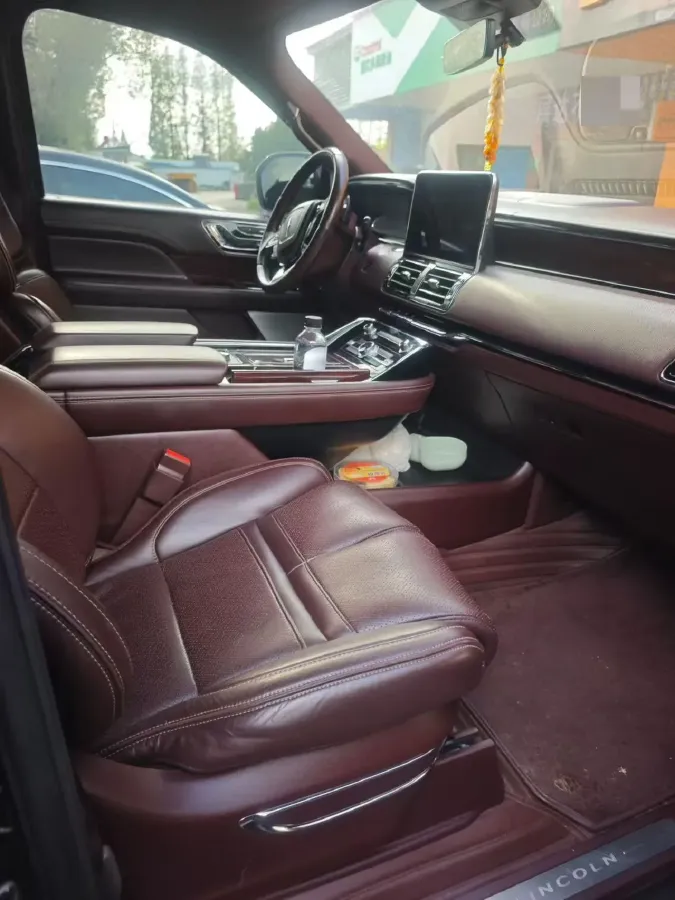 2019 Lincoln Navigator 3.5T 388HP V6 10AT,autocango,china used car exporter,china ev exporter,chinese used car exporter,chinese used ev exporter