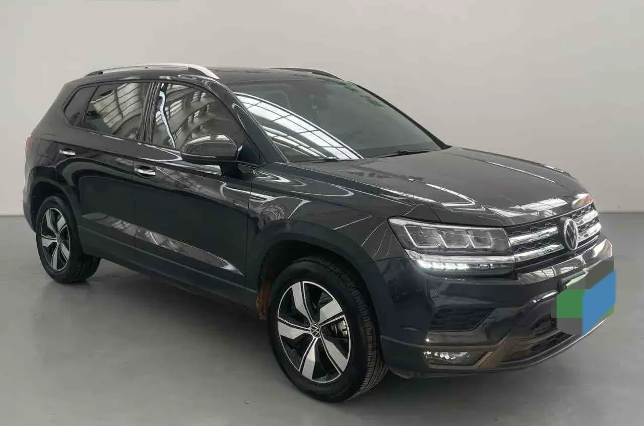 2021 VOLKSWAGEN THARU thumbnail 3