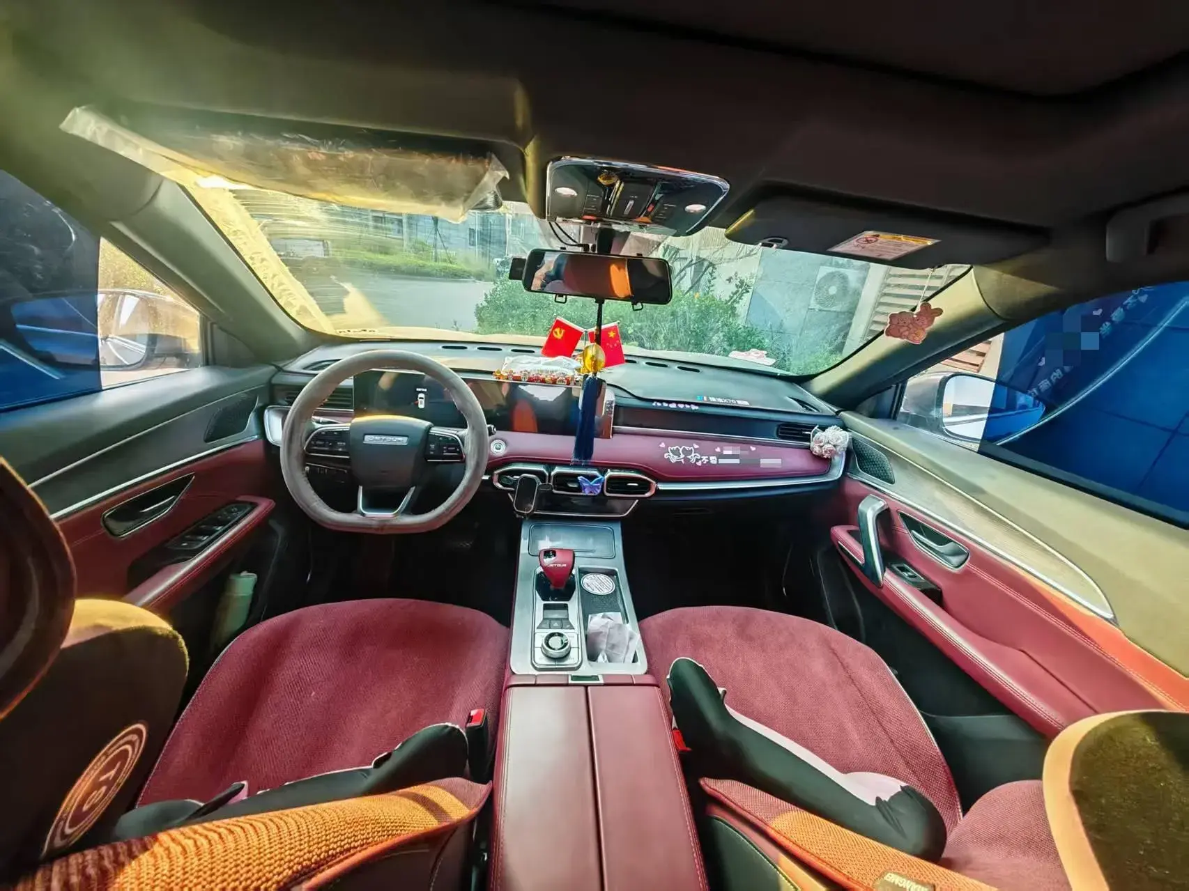 2024 JETOUR X70 thumbnail 4