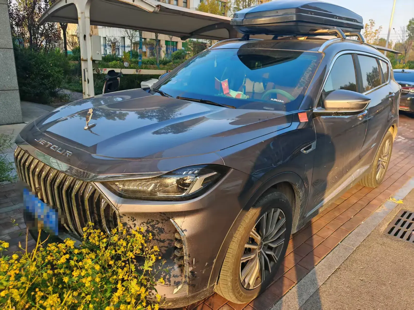 2024 JETOUR X70 view 1