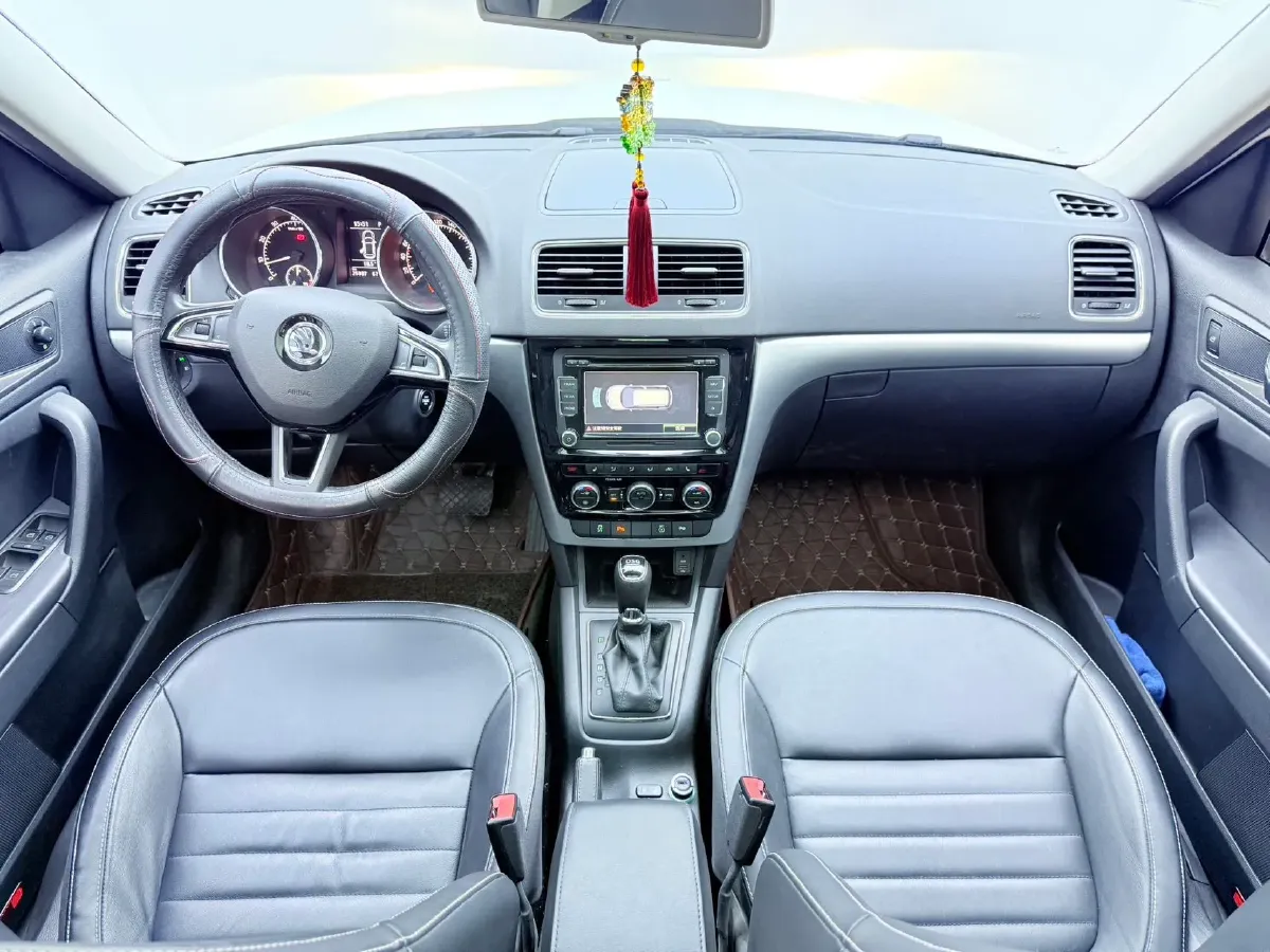 2017 Skoda Yeti 1.4T 150HP L4 7DCT,autocango,china used car exporter,china ev exporter,chinese used car exporter,chinese used ev exporter