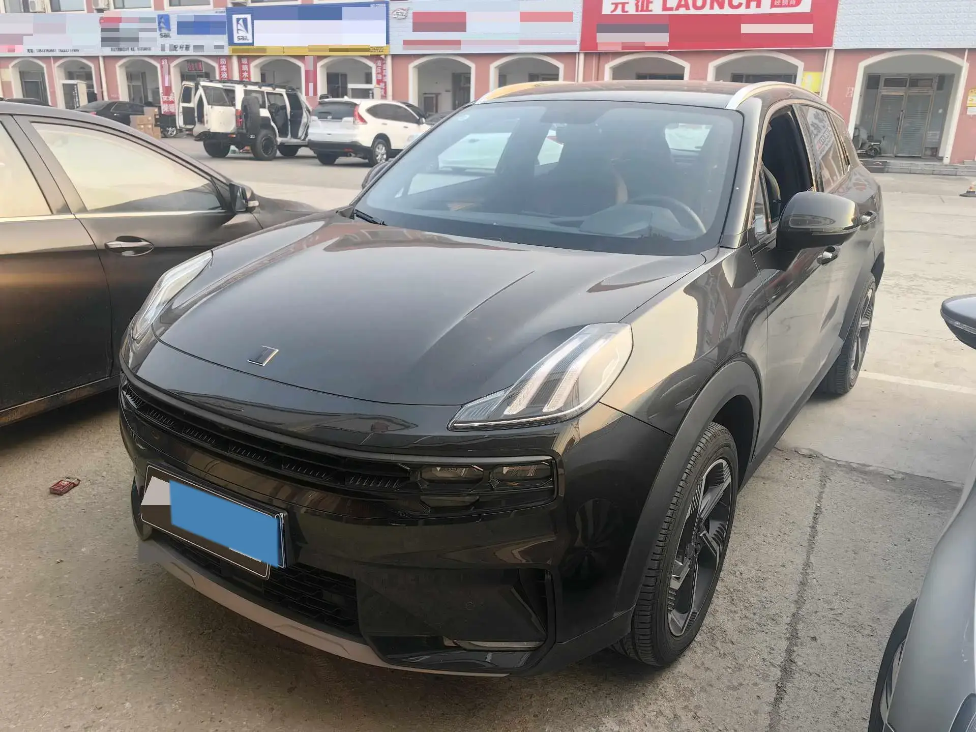 2022 LYNK&CO 06 view 1