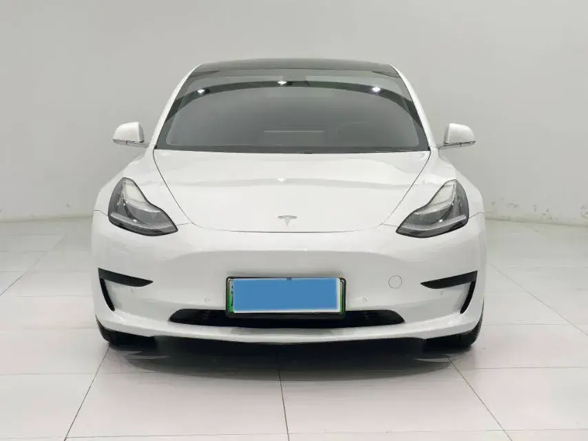 2019 TESLA MODEL thumbnail 2