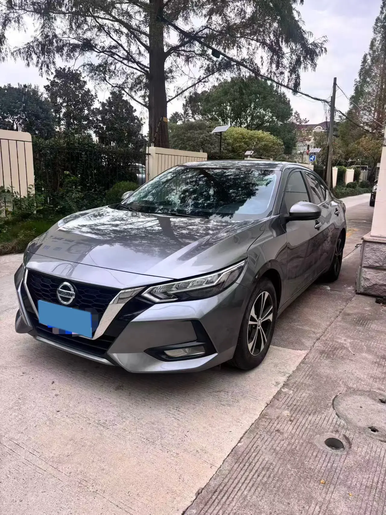 2021 NISSAN SYLPHY view 1