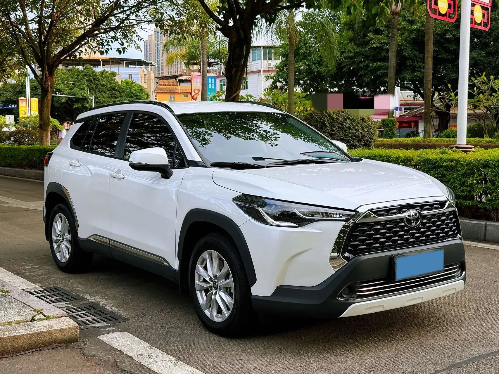 2023 TOYOTA COROLLA thumbnail 3