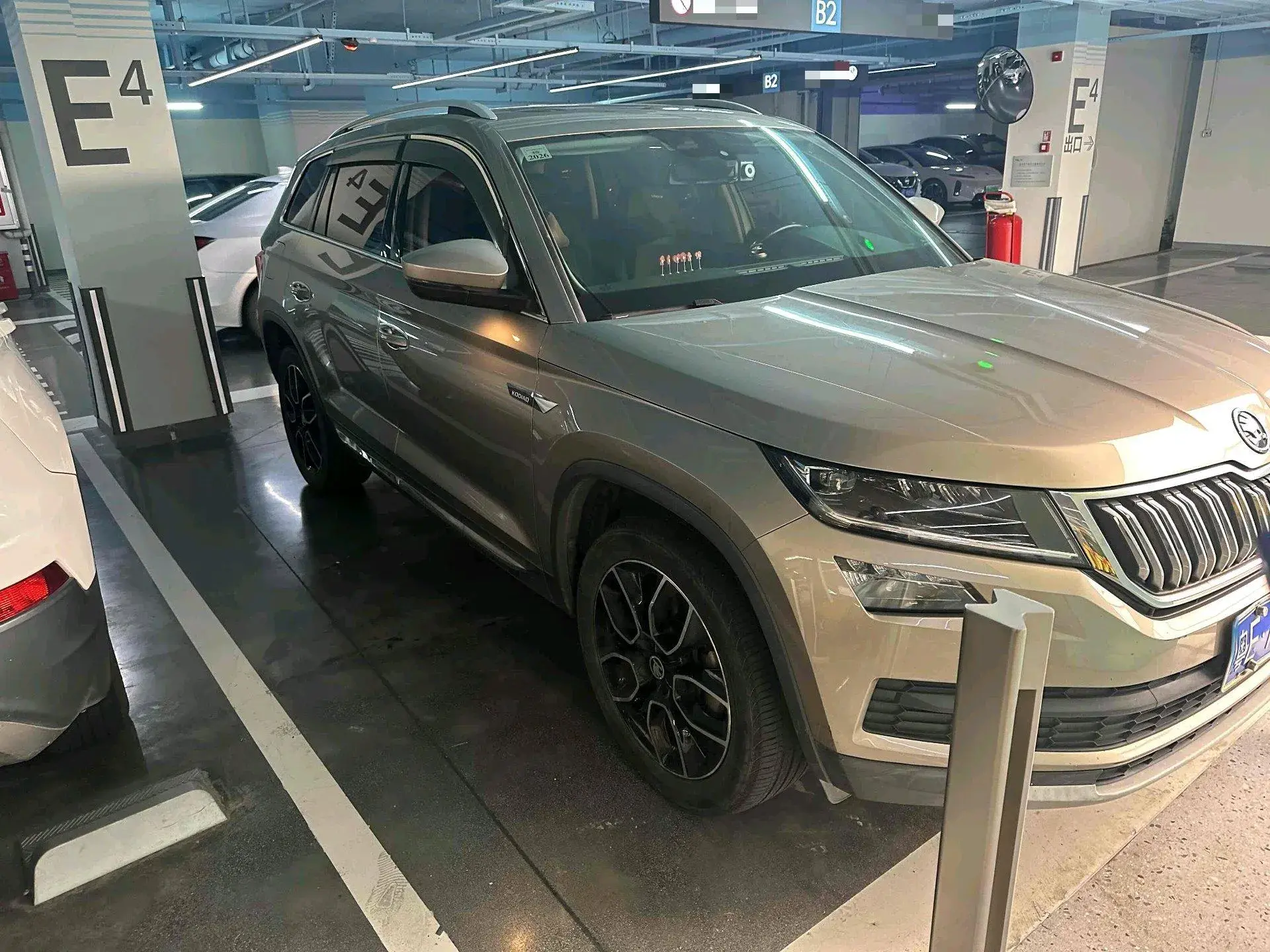 2018 SKODA KODIAK thumbnail 3