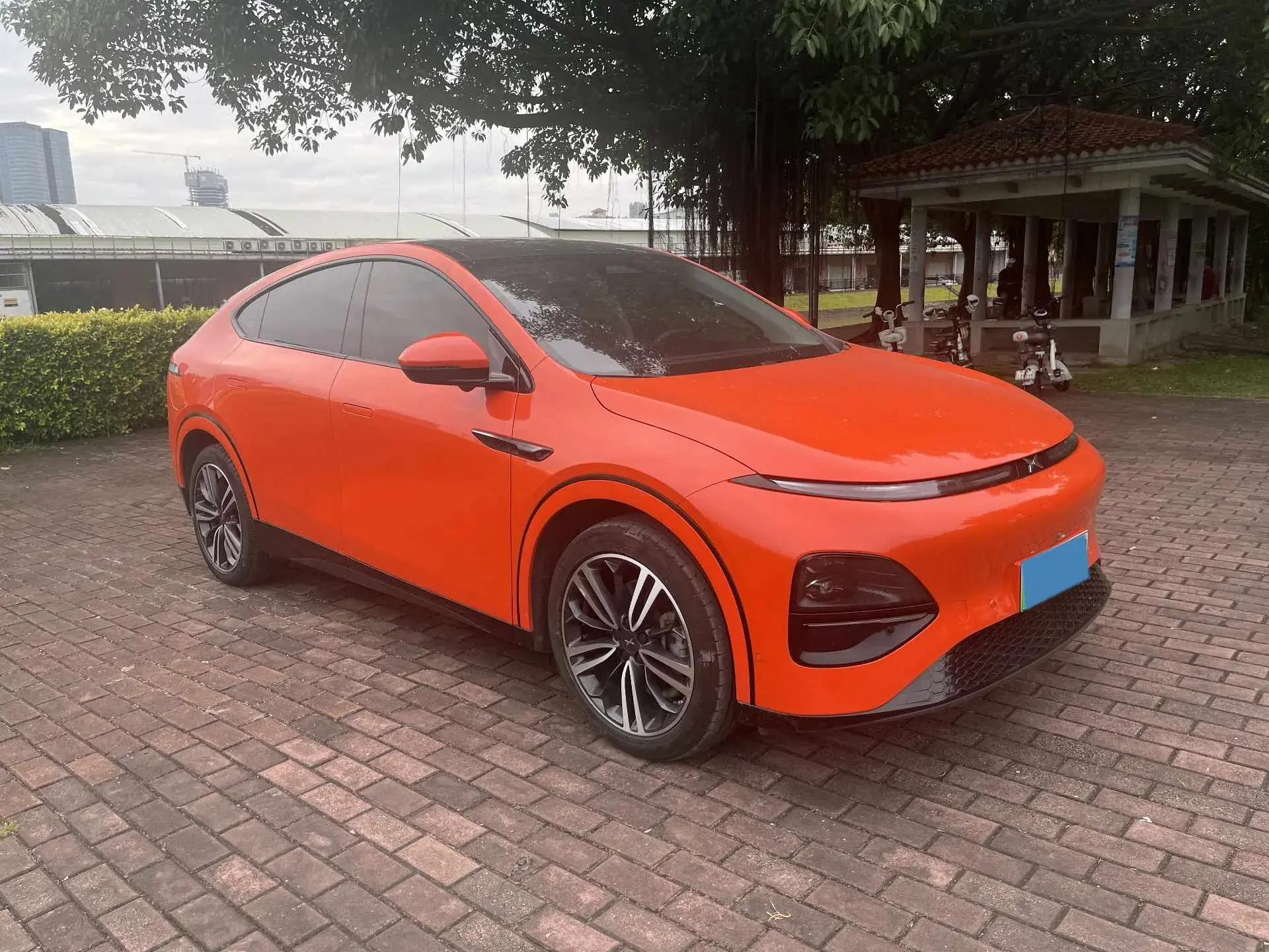 2023 XPENG G6 thumbnail 3